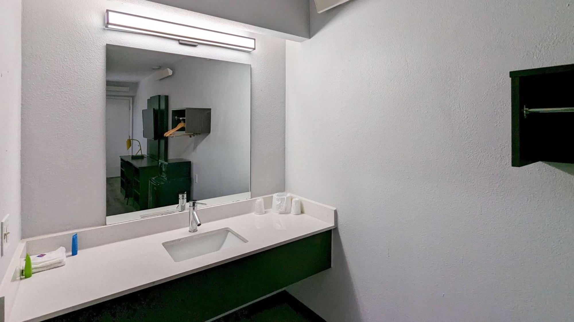 Motel 6-Nashua, Nh ภายนอก รูปภาพ